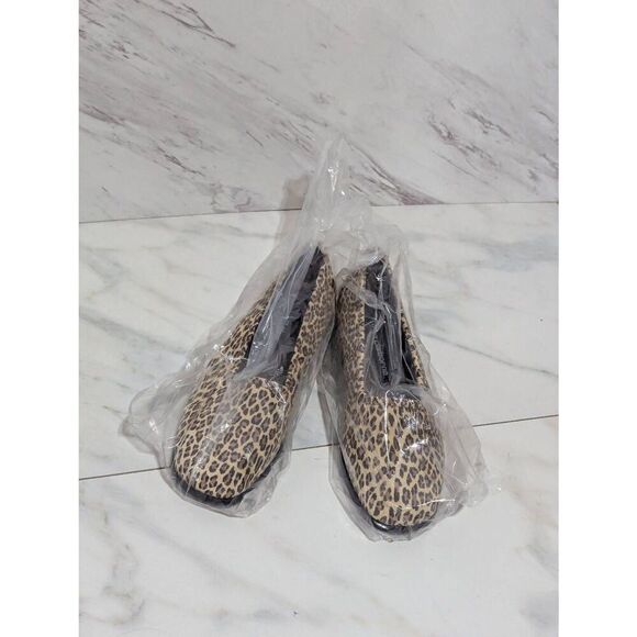 Liz Claiborne Girl's Black & Tan Leopard Print Fabric Flats Shoe Size 5.5M - Picture 7 of 8